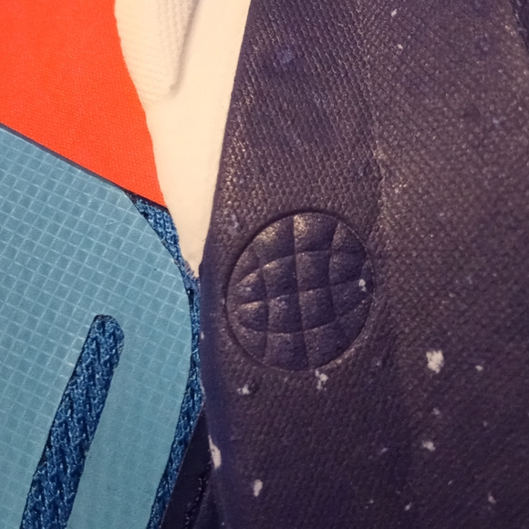 Adidas Alistair size 10 - Picture 6 of 11